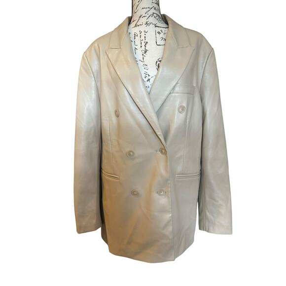 NWT Mango (MNG) Beige/Cream Vegan Faux Leather Power Blazer Size 1X FallLayering - Picture 2 of 10
